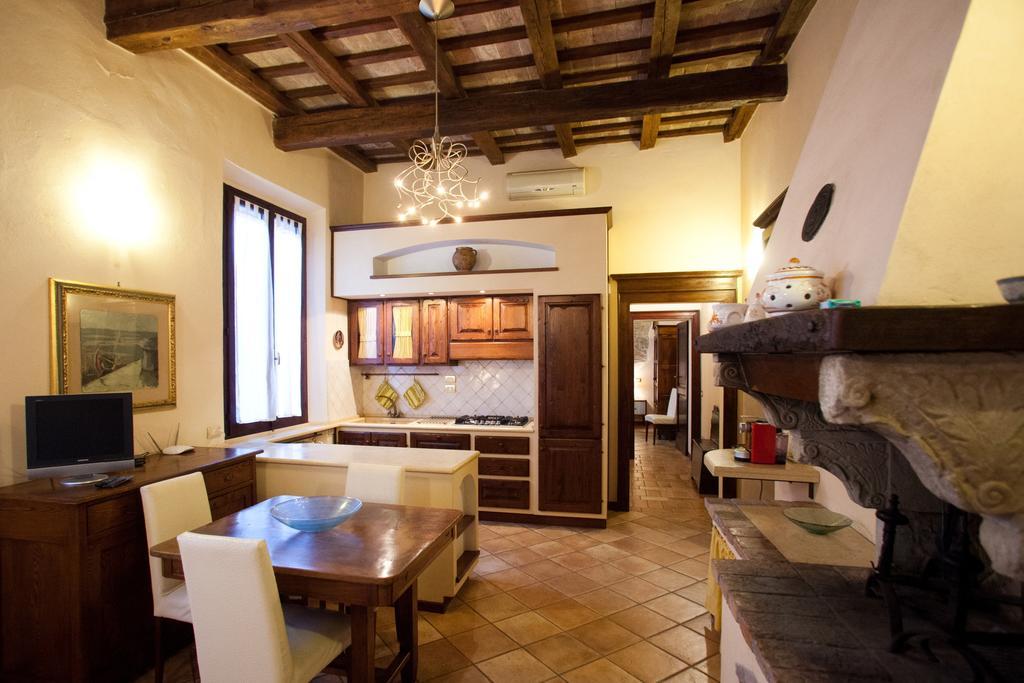 Relais B&B Corte Dei Turchi Longiano Room photo